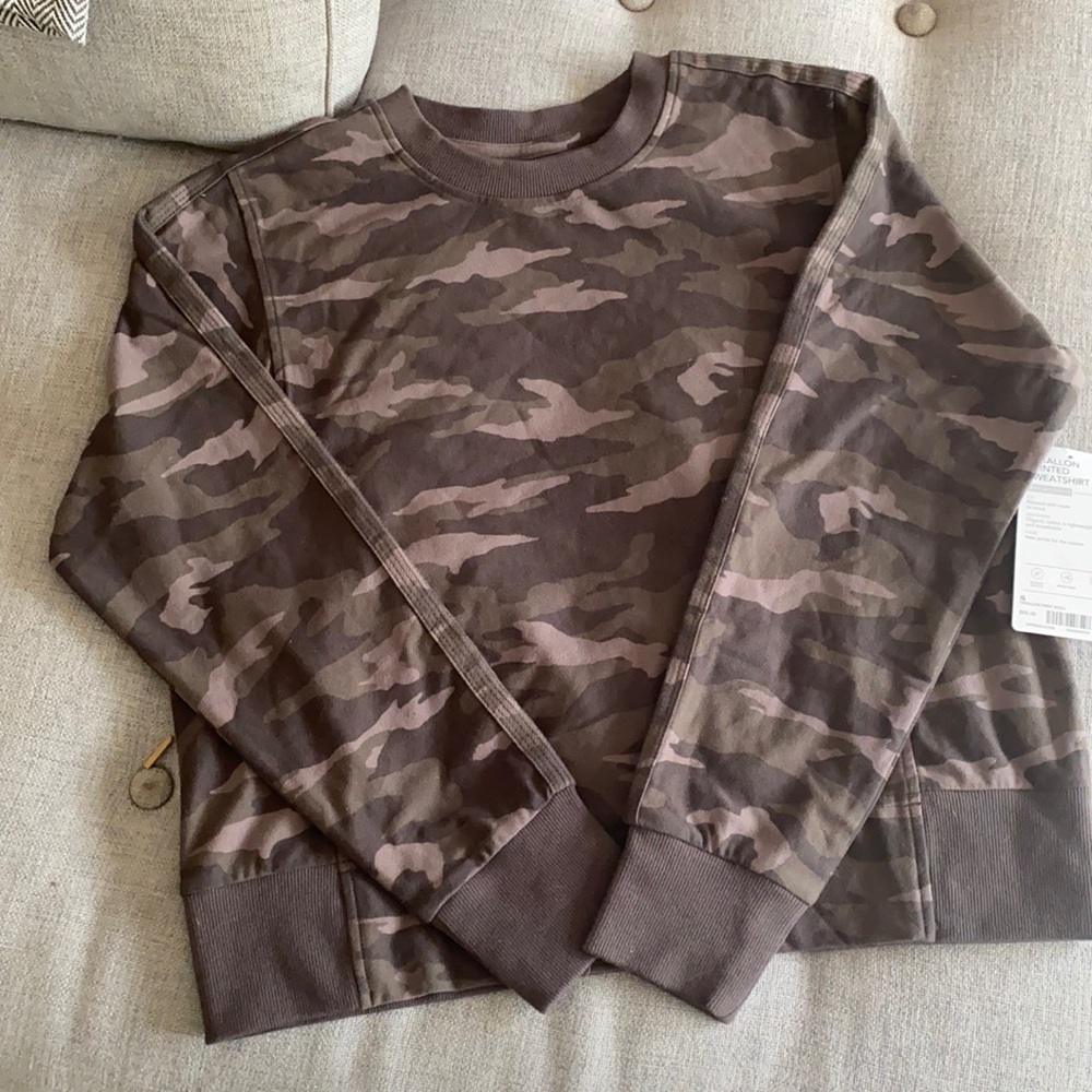ATHLETA SWEATSHIRT